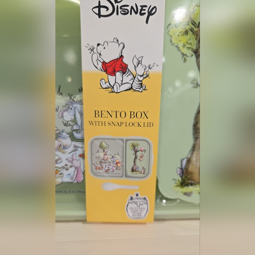SOLD ‼️ Disney Winnie the Pooh Bento Lunch Box W/ Snap Lock Lid and Spork - Picture 5 of 8